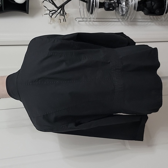 Talbots, Size 12, Black Stretch 5-Button Jacket.  Front Pockets, EUC - Picture 3 of 10